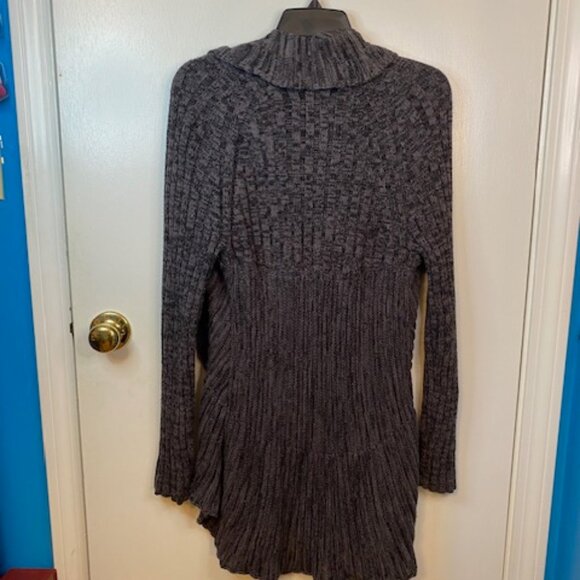 APT 9 long gray sweater - Picture 6 of 6